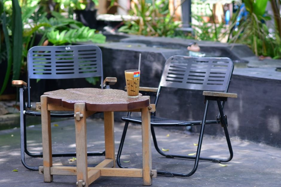 coffee weekend morning yard